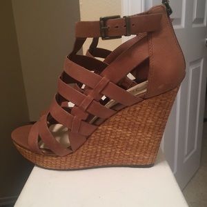 Jessica Simpson wedges