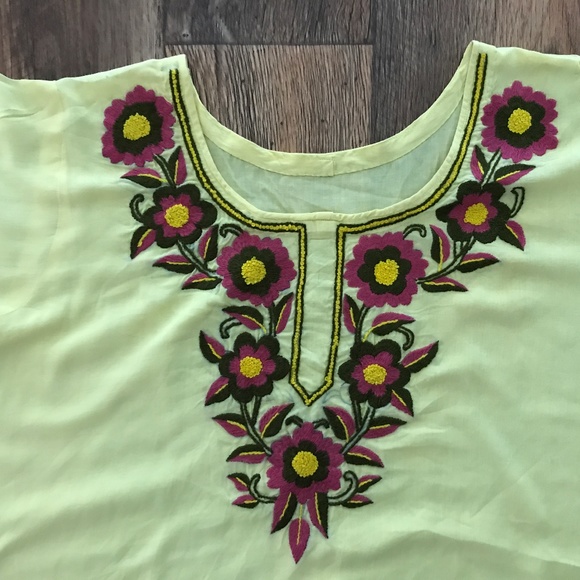 Indian Womens Shirt Handcrafted Embroidery Kameez - Picture 4 of 8