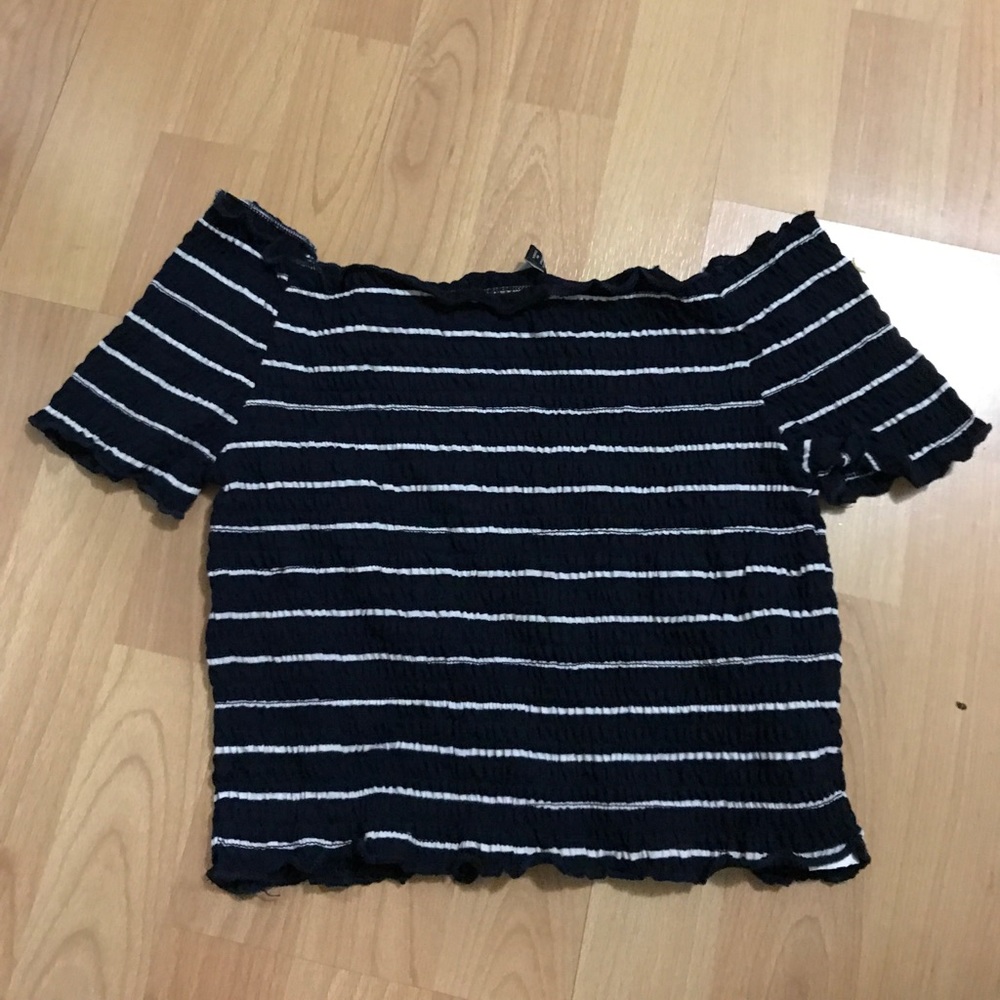 Ruffle crop top
