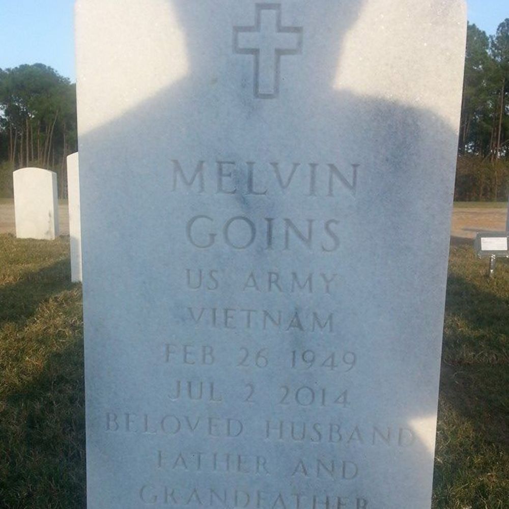 Meet your Posher, Latoya