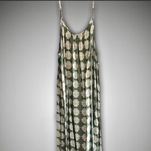 green patterned maxi dress