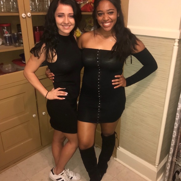 Meet your Posher, Lauren - Picture 3 of 7