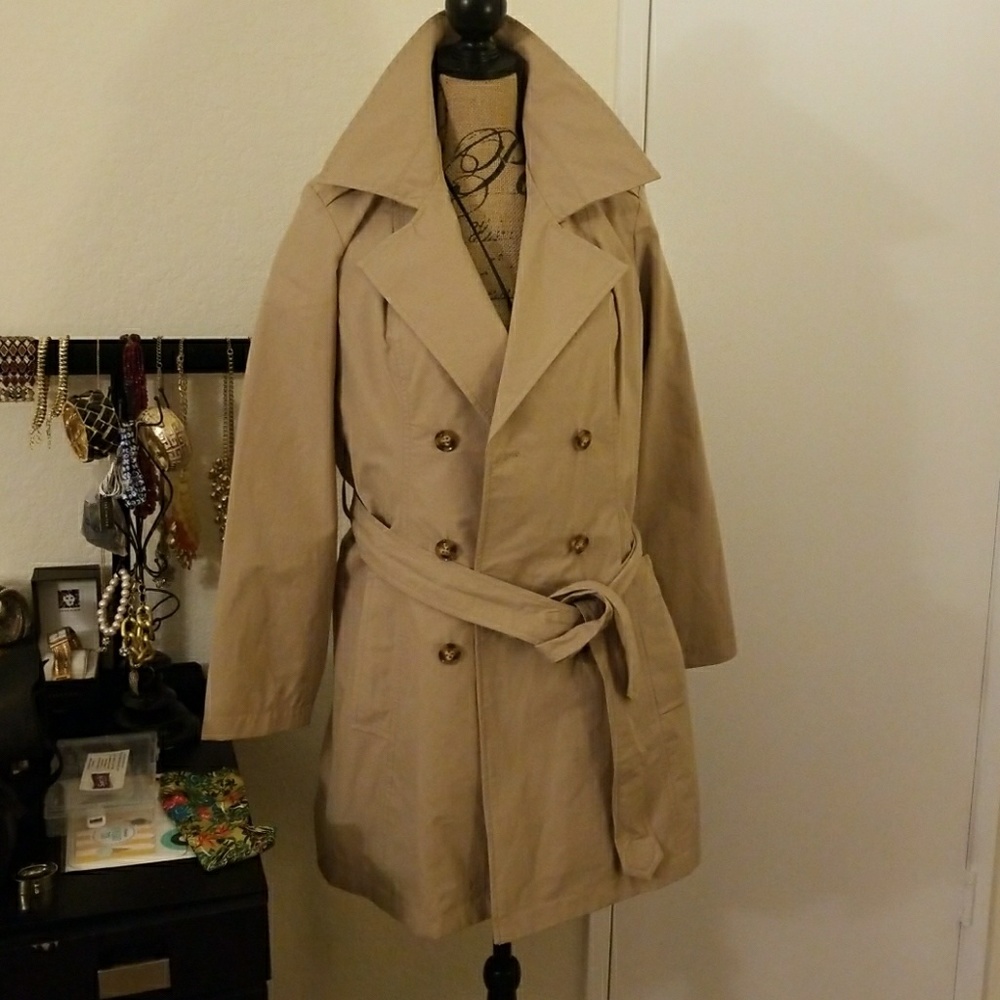 Khaki trench coat