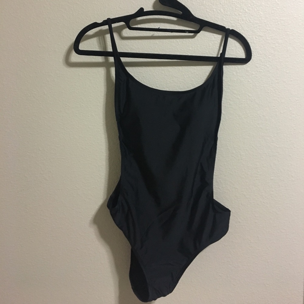 One piece bathing suit