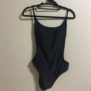 One piece bathing suit