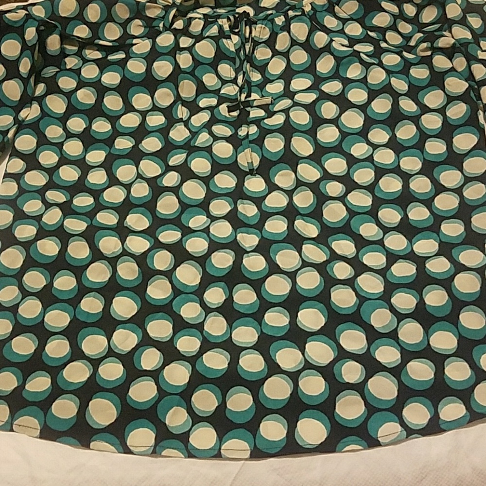 Loft Circle Pattern Top - Picture 3 of 4