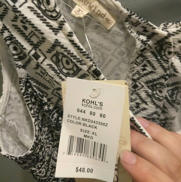 Dress - Picture 5 of 5