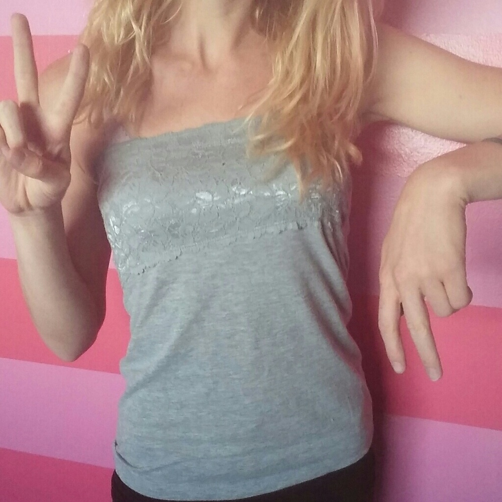 Strapless Lace Shirt