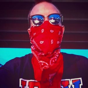 Meet your Posher, Dougie