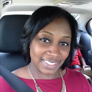 Meet your Posher, Detra