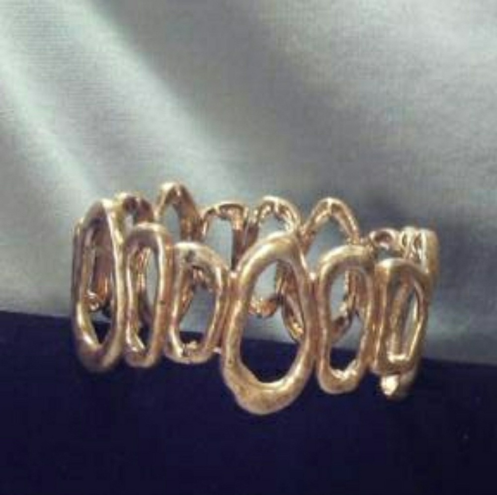 Oblong Circles Gold Bracelet