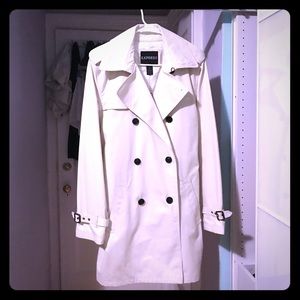 ⚠️FIRM PRICE⚠️Express Men's Trench coat - White