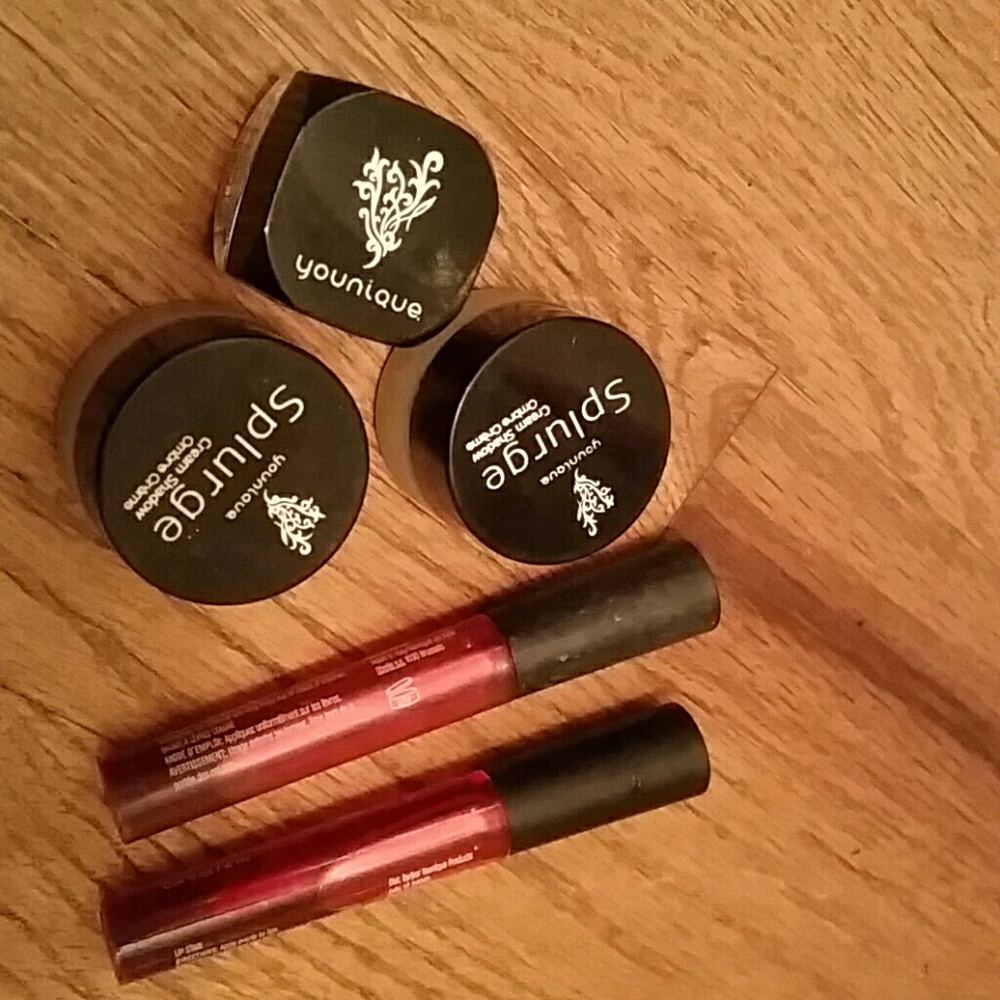 Younique lot