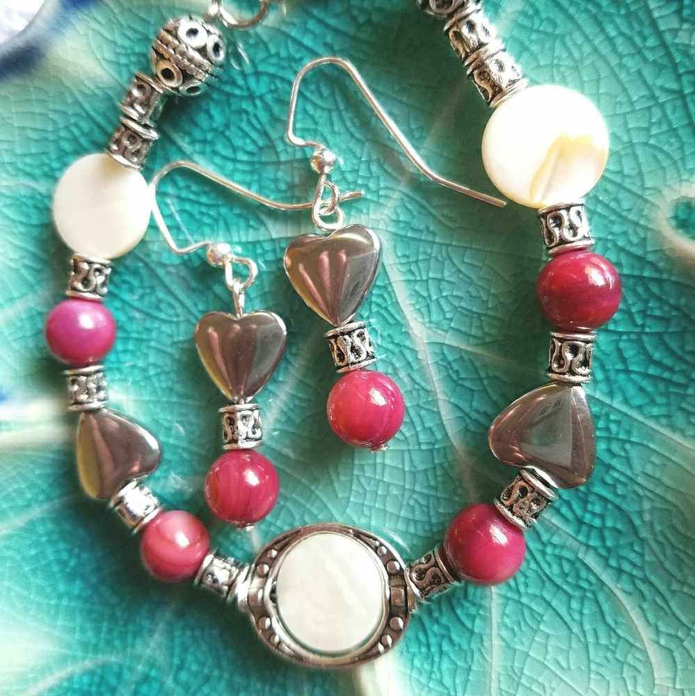HANDCRAFTED EARINGS &BRACELET SET