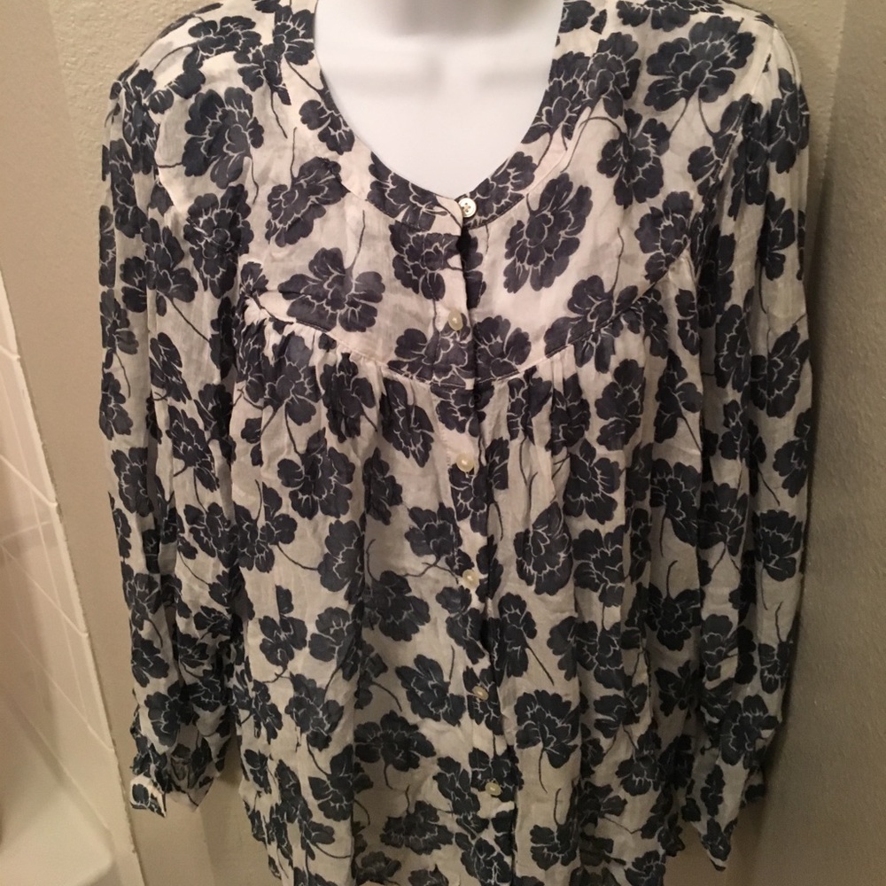 Flowy top
