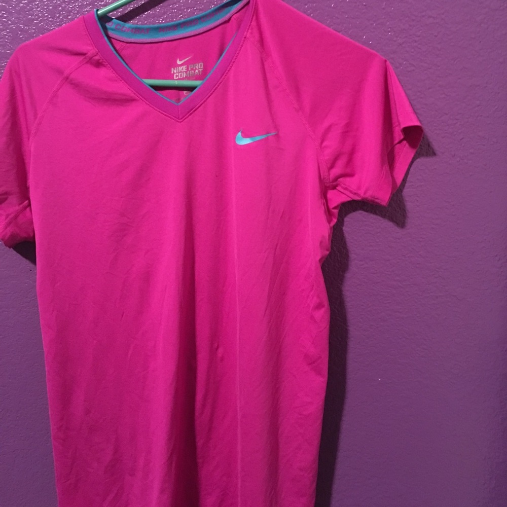 NIKE PRO COMBAT FITTED