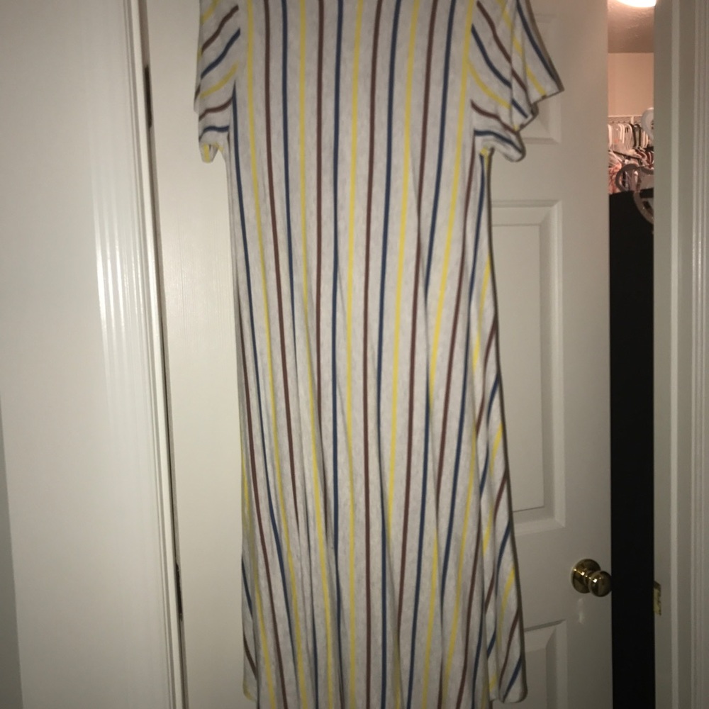 NWOT LulaRoe Carly Dress - Small