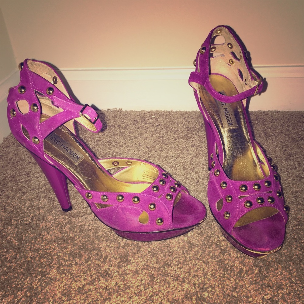 Steve Madden Kerrin Fuchsia Suede Heels