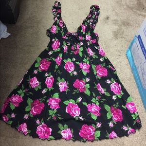 🎉SOLD🎉Rose Lingerie sleepwear.