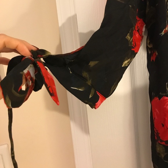 Pretty Little Thing Oversized Shirt/Dress - Picture 4 of 6