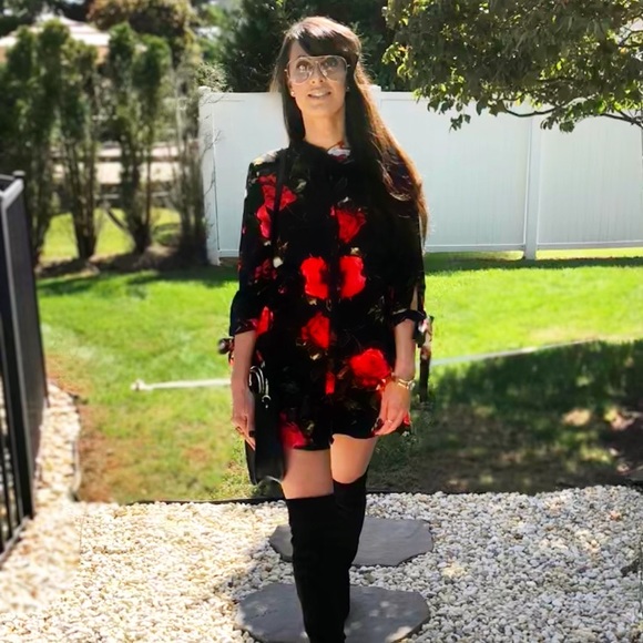 Pretty Little Thing Oversized Shirt/Dress - Picture 2 of 6