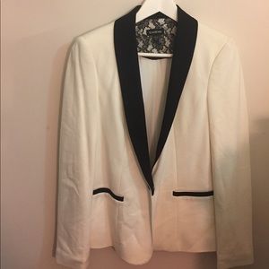 Bebe Blazer