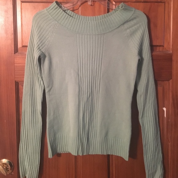 NWT Cute Mint Green Sweater Medium - Picture 3 of 5