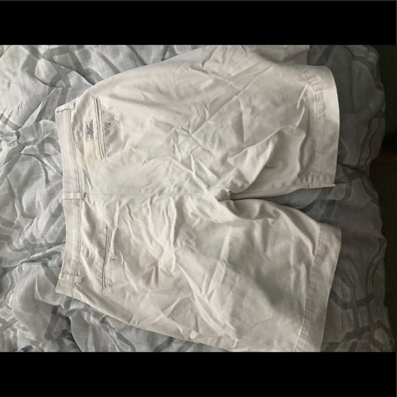 White Ralph Lauren Shorts - Picture 2 of 3