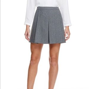 Vineyard Vines size 14 Mini Skirt Pleated Skirt