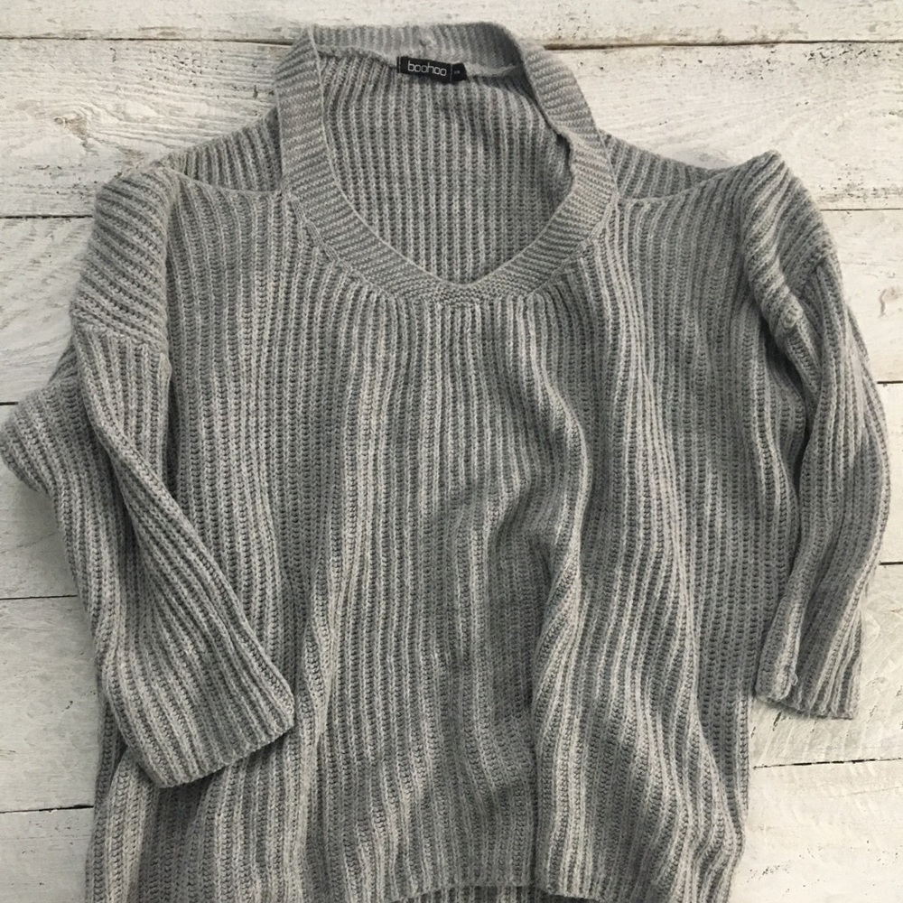Boohoo shoulder cutout sweater