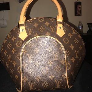 Louis Vuitton Monogram Canvas Ellipse PM Bag