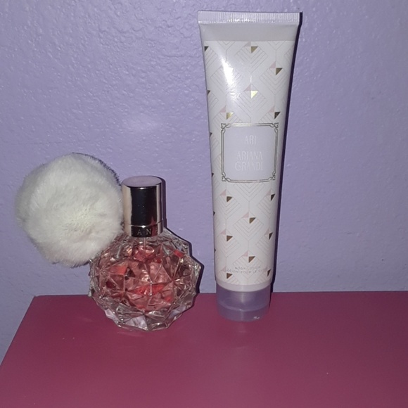 ARIANA PERFUME - Picture 1 of 4