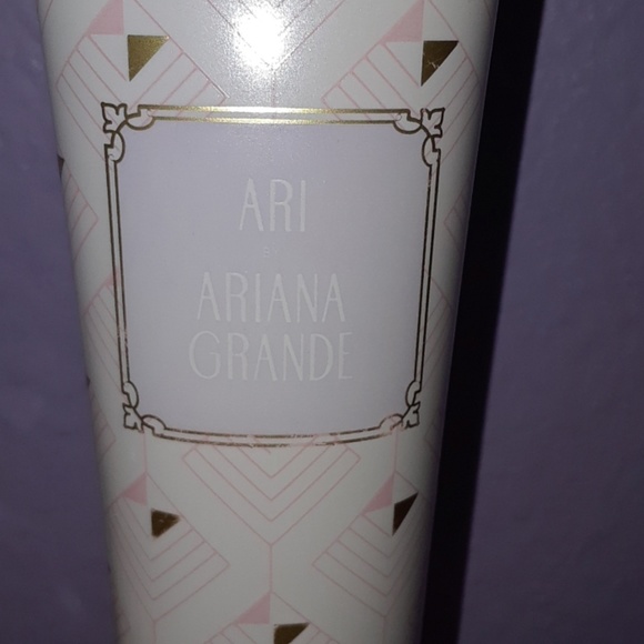 ARIANA PERFUME - Picture 3 of 4