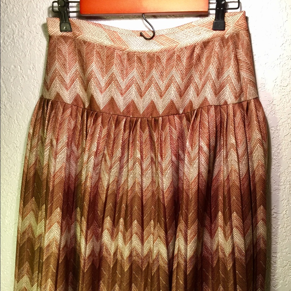 Vintage Accordion Skirt with Chevron Print