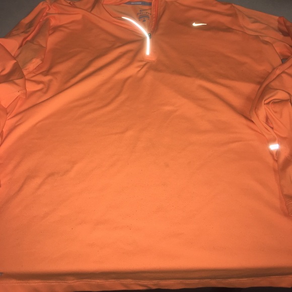 Nike pullover - Picture 2 of 3