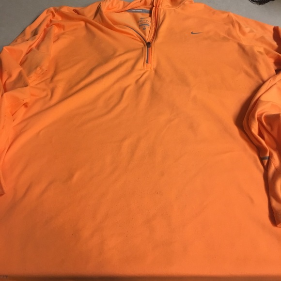 Nike pullover - Picture 3 of 3