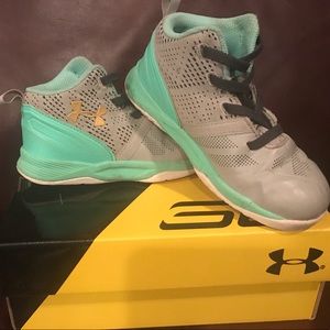 Under Armour Steph Curry 2, toddler size 9k