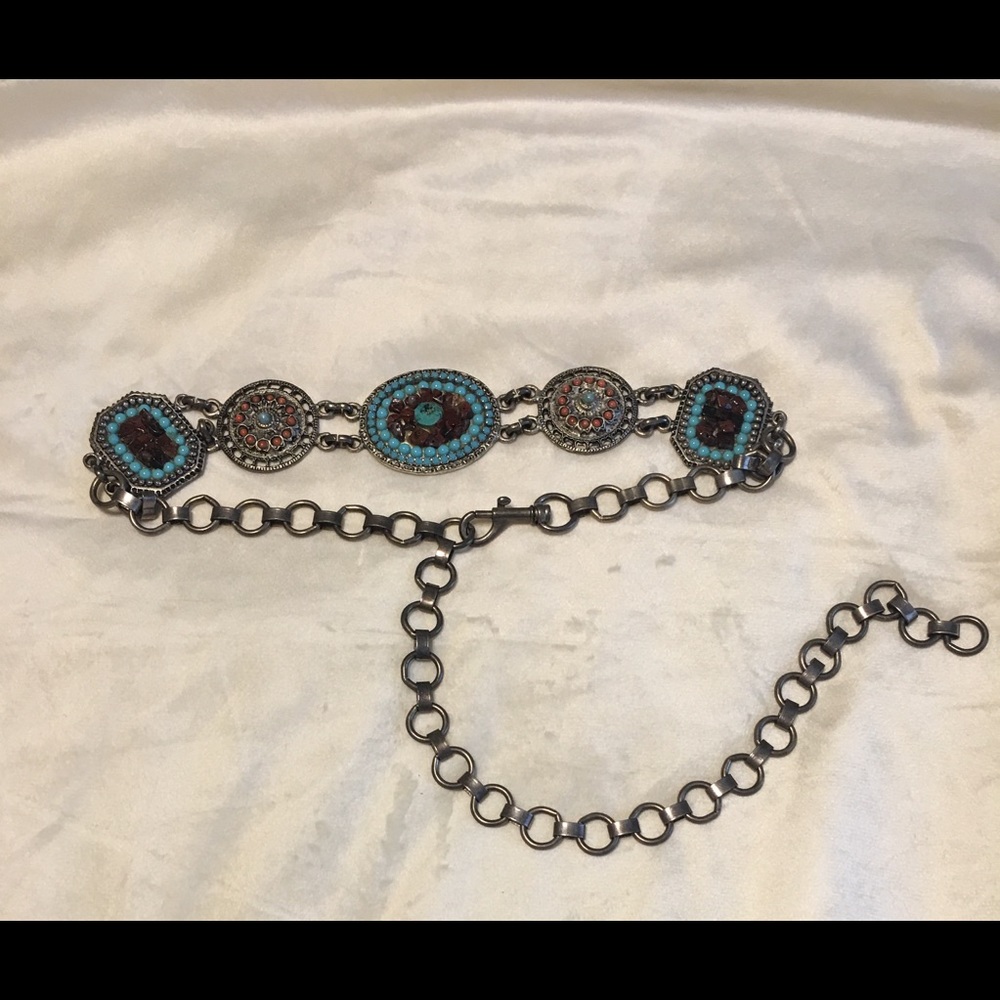 Women's silver belt with stones