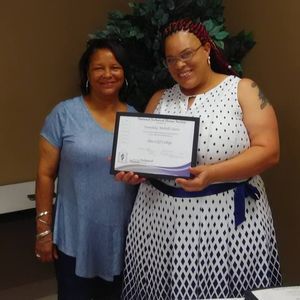 Meet your Posher, Toni