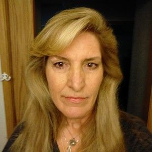 Meet your Posher, Debbie