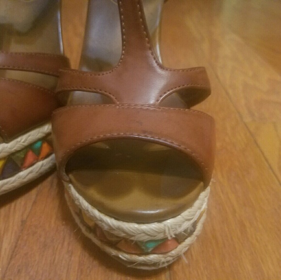 Shoes - Picture 3 of 3