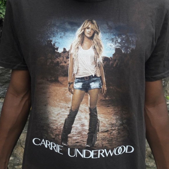 Carrie Underwood Story Teller Tour Tee - Picture 2 of 4
