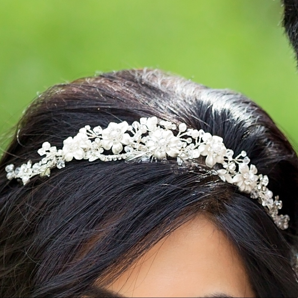Wedding head piece