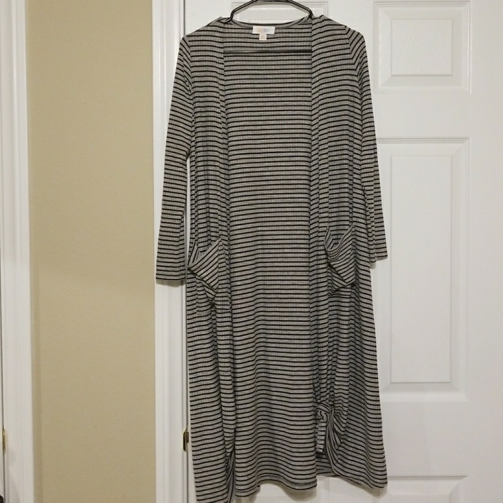 Lularoe XS Sarah ~ worn maybe 2x