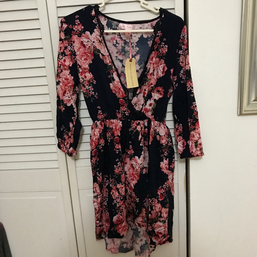 Small Floral dress never used with brand tag