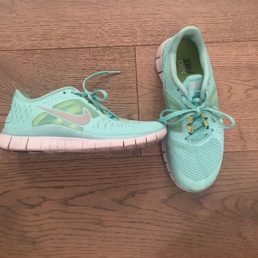 Nike Sneakers