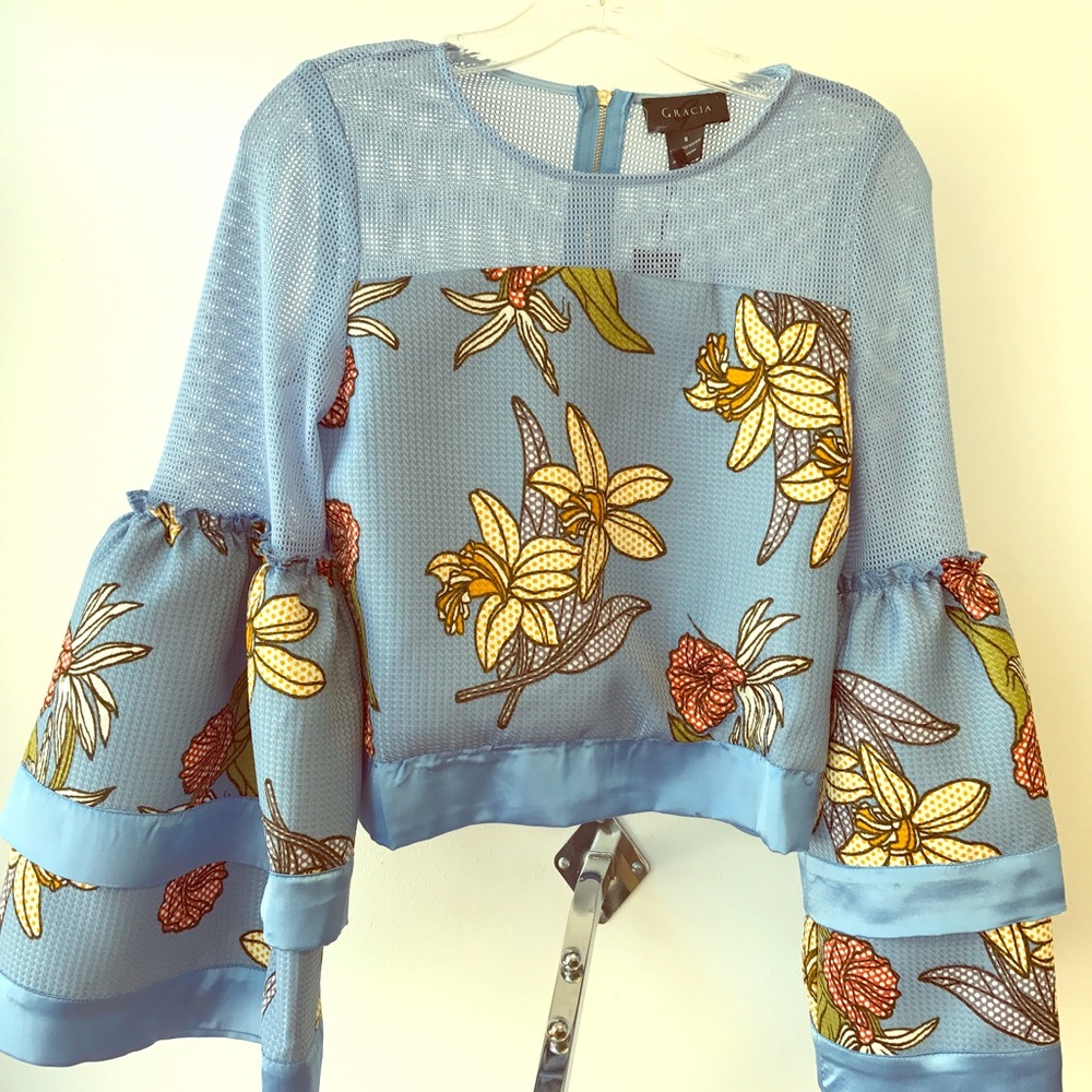Gracia flower shirt