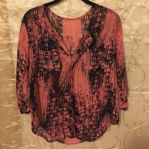 Boutique (Ezra) - Pink and black blouse - size M