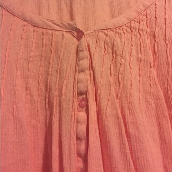 Pink top - Picture 2 of 3