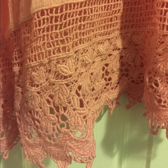 Pink top - Picture 3 of 3